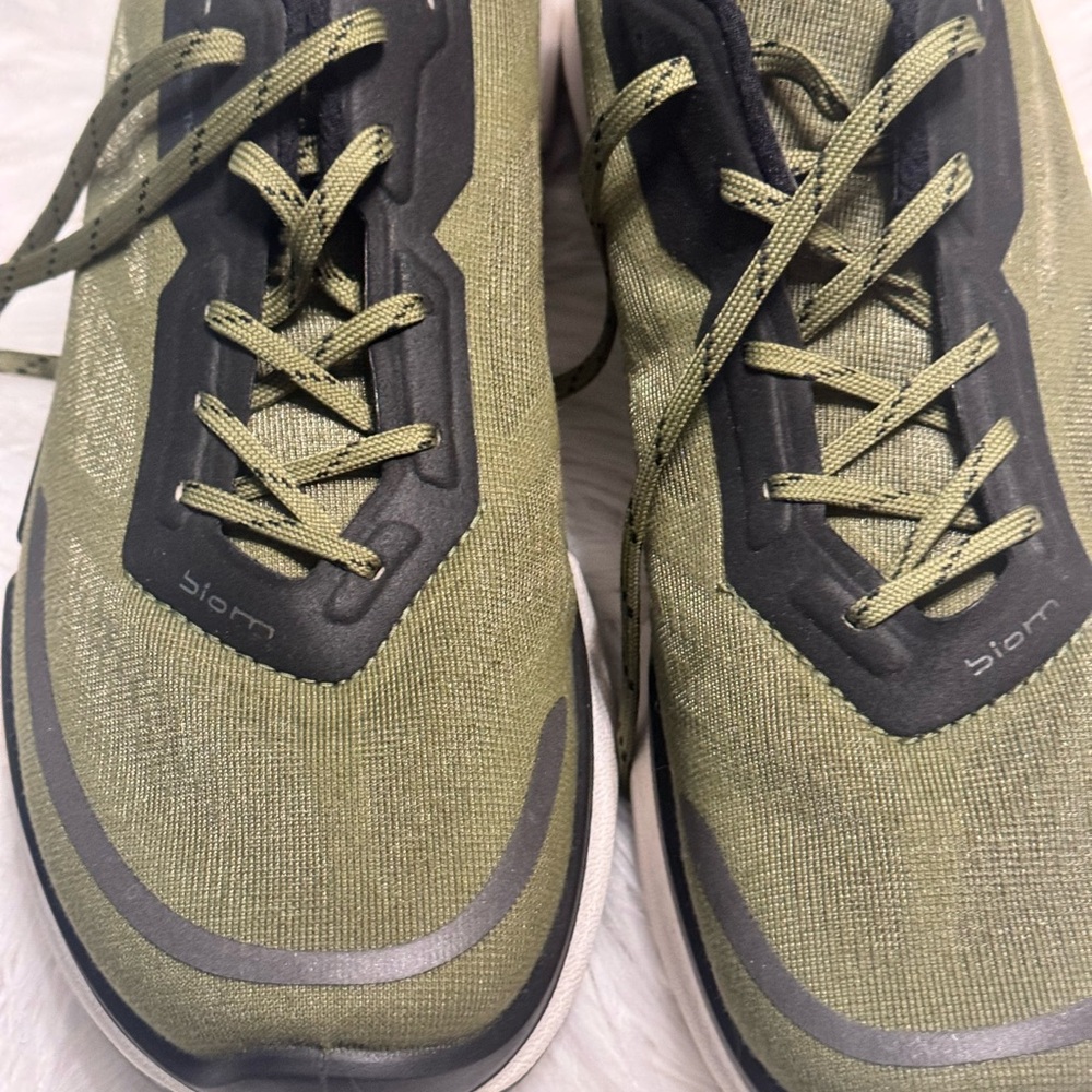 Ecco Men's Olive Green Sneakers - Picture 5 of 12